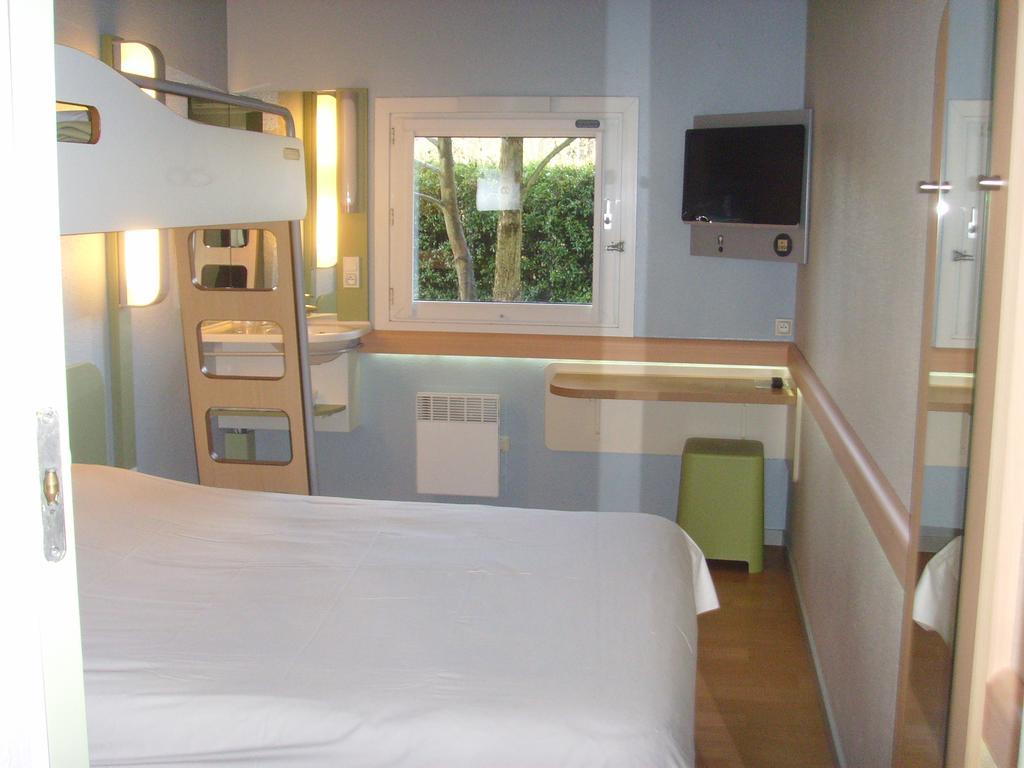 Ibis Budget L'Isle Adam Стая снимка