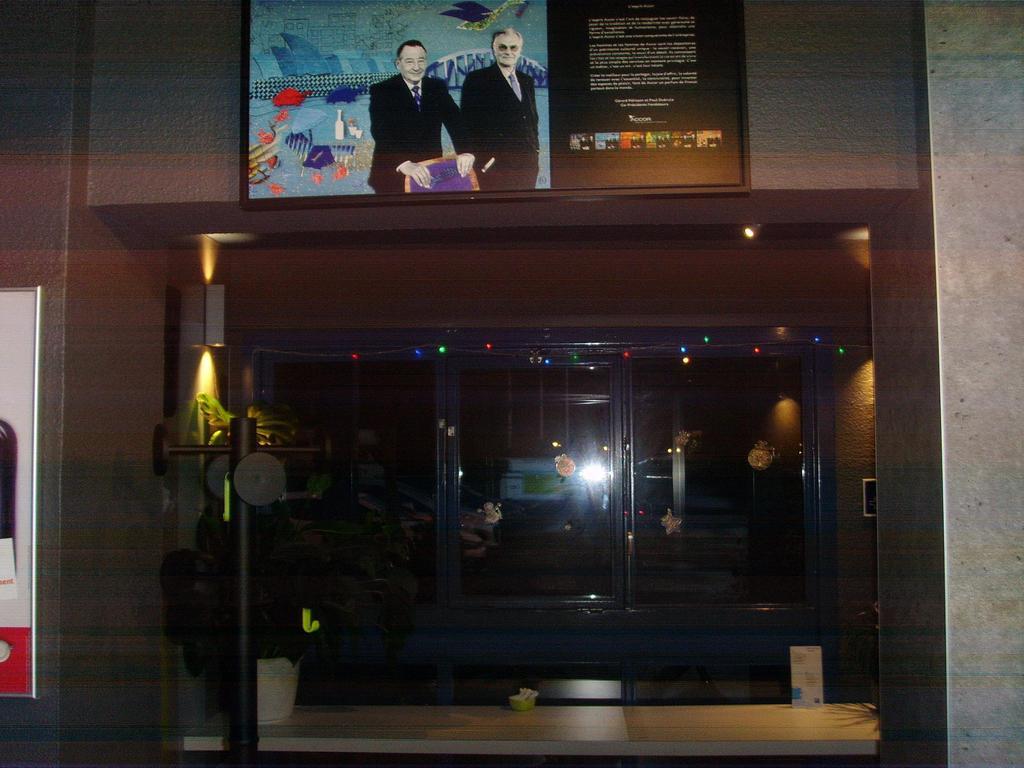 Ibis Budget L'Isle Adam Екстериор снимка