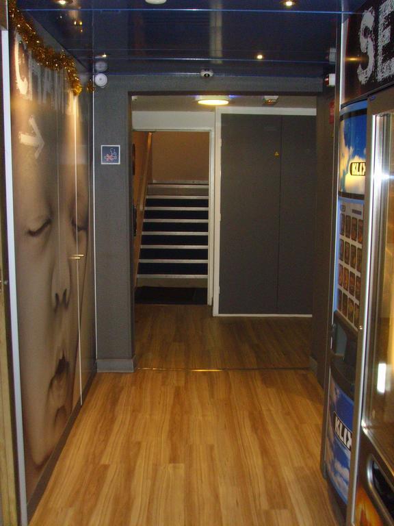 Ibis Budget L'Isle Adam Екстериор снимка